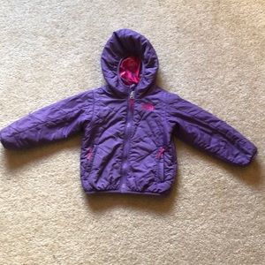 Girls NORTHFACE Reversible down jacket.